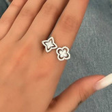 انگشتر زنانه مینیمال کلاسیک فری سایز freesize رنگ ثابت با کیفیت بالا کد zmc (پس کرایه)
