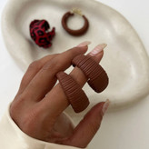 گوشواره زنانه حلقه ای طرح پلنگی و ساده رنگ کاملا ثابت کد tj (پس کرایه)