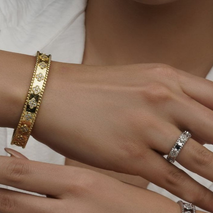 ست دستبند و انگشتر نگین جواهری زنانه پهن رنگ کاملا ثابت کد bn (پس کرایه)