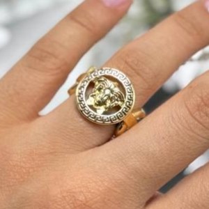 نیم ست دستبند و انگشتر فری سایز طرح ورساچه Vercase نگین رنگ ثابت کد sm (پس کرایه)