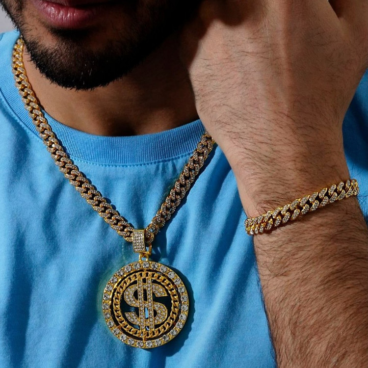 ست دستبند و گردنبند کارتیر فول نگین chain همراه پلاک آویز طرح کیسه پول و دلار نگین کاری رنگ ثابت کد mp