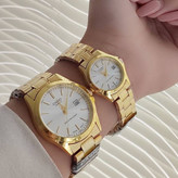 ساعت مچی زنانه و مردانه تک کاسیو استیل تاریخدار حک موتور ژاپن مارک معروف CASIO نمونه درجه یک ارسال رایگان