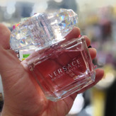 ادکلن ورساچه صورتی هلوگرام دار Versace عطر ورساچه دخترانه Versace اودکلن ورساچی رایحه جذاب زنانه عطر ورساچ صورتی زنانه