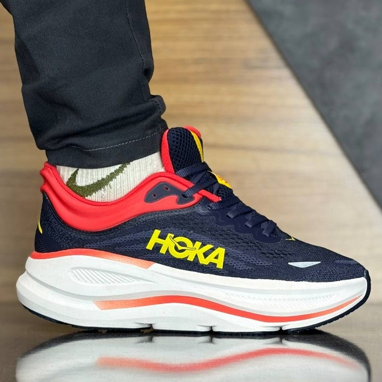 کفش هوکا مدل باندی 9 shoes hoka bondi مناسب پیاده روی