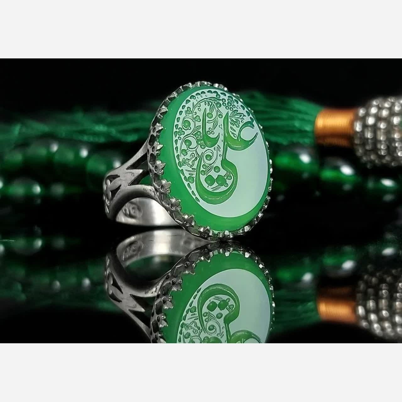 انگشتر نقره.  عقیق سبز با عیار 925 بین المللی