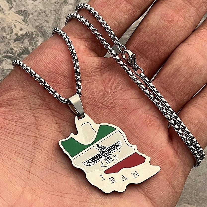 گردنبند ایران نقره ای سه رنگ استیل فروهر با زنجیر ویتالی 60 سانتی استیل